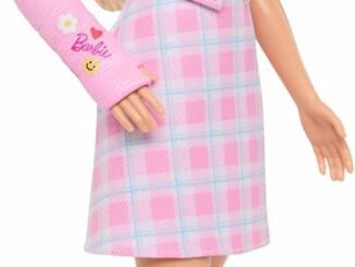 Barbie Fashionistas Doll 125 with Curly Hair