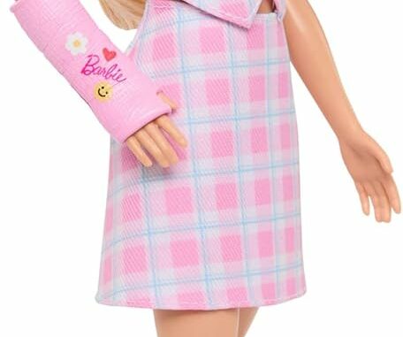 Barbie Fashionistas Doll 125 with Curly Hair