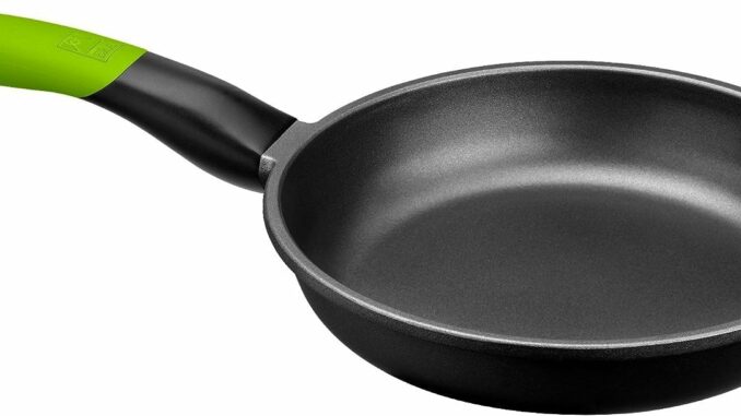 BRA Prior Sartén, 28 cm, aluminio fundido con antiadherente, apto para todo tipo de cocinas