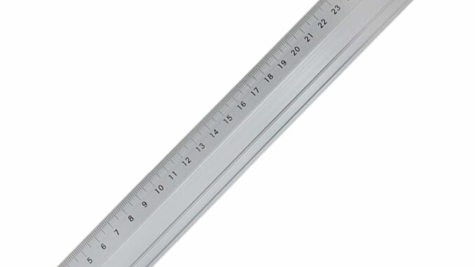 Regla Corte Metalica 30Cm Antideslizante